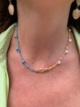 Load image into Gallery viewer, Peace Beads ~They Sell Seashells~
